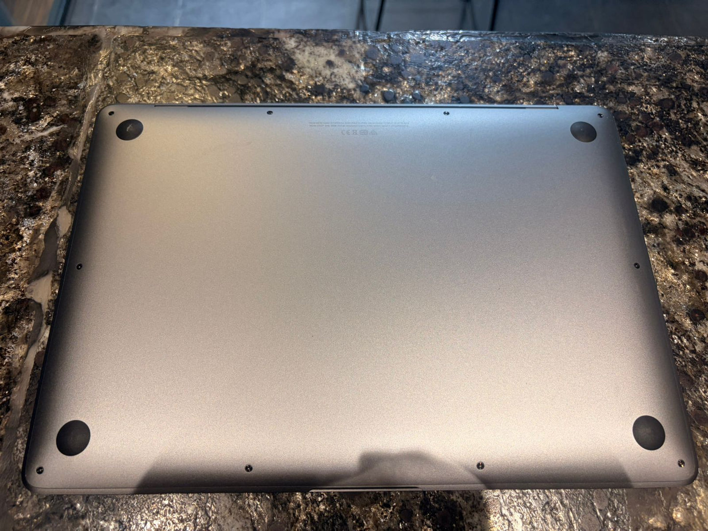 Macbook Air 13"(M1, 2020)