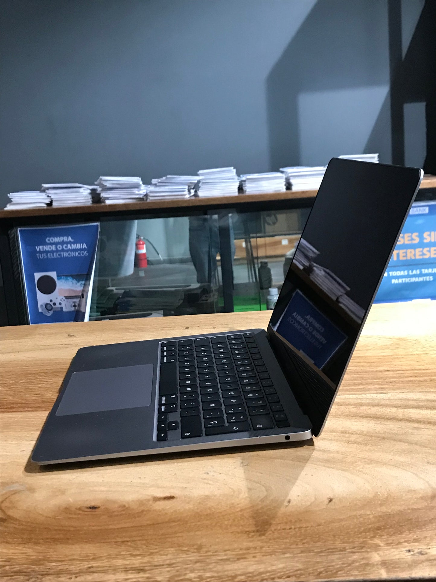 MacBook Air 13" 2020 (Producto Unico)