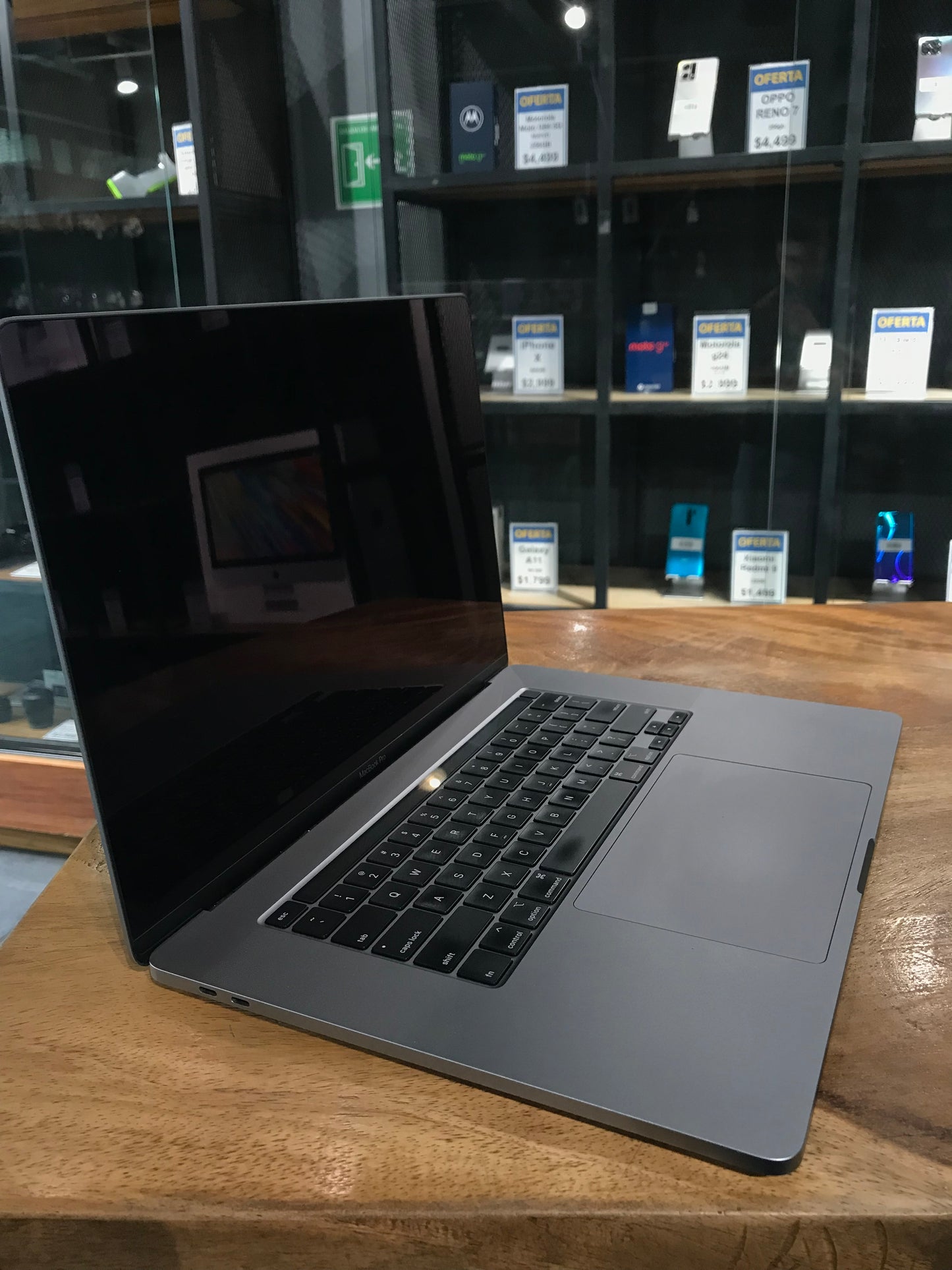 MacBook Pro 16" 2019 (Producto Unico)
