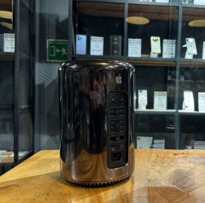 Mac Pro 2013 1TB / 64GB RAM (Producto Único)