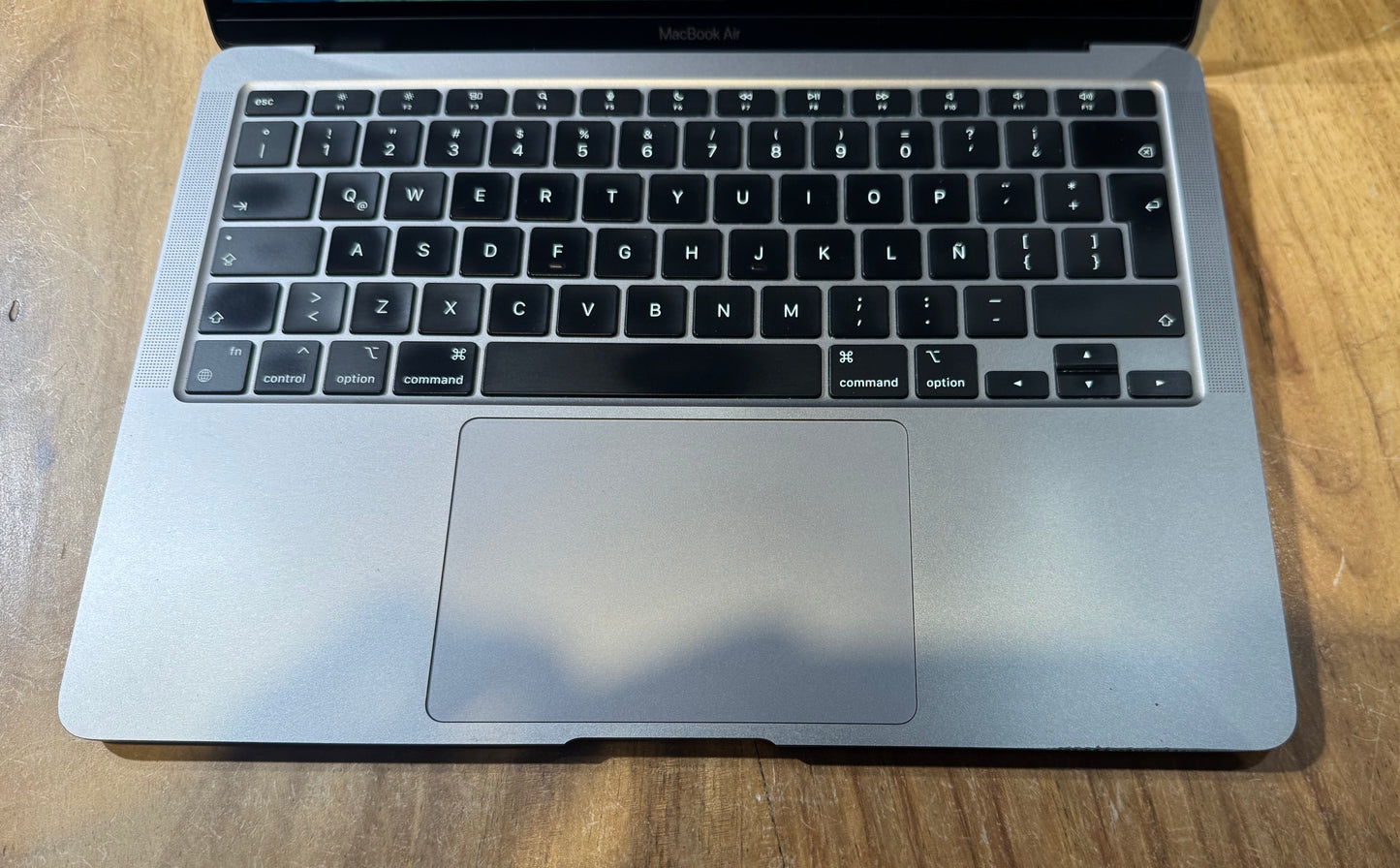Apple Macbook Air 13" M1 2020