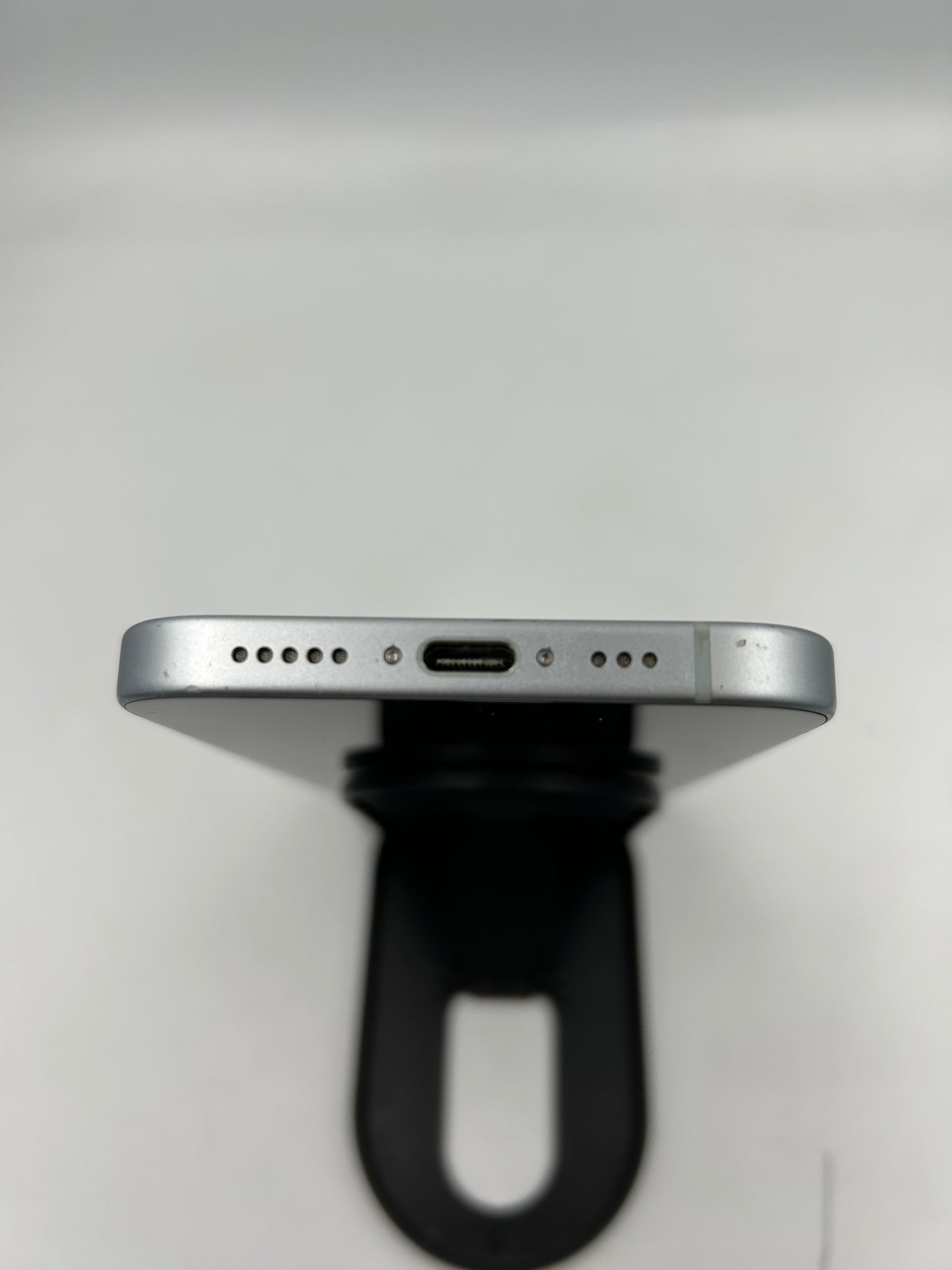 iPhone 15 128GB