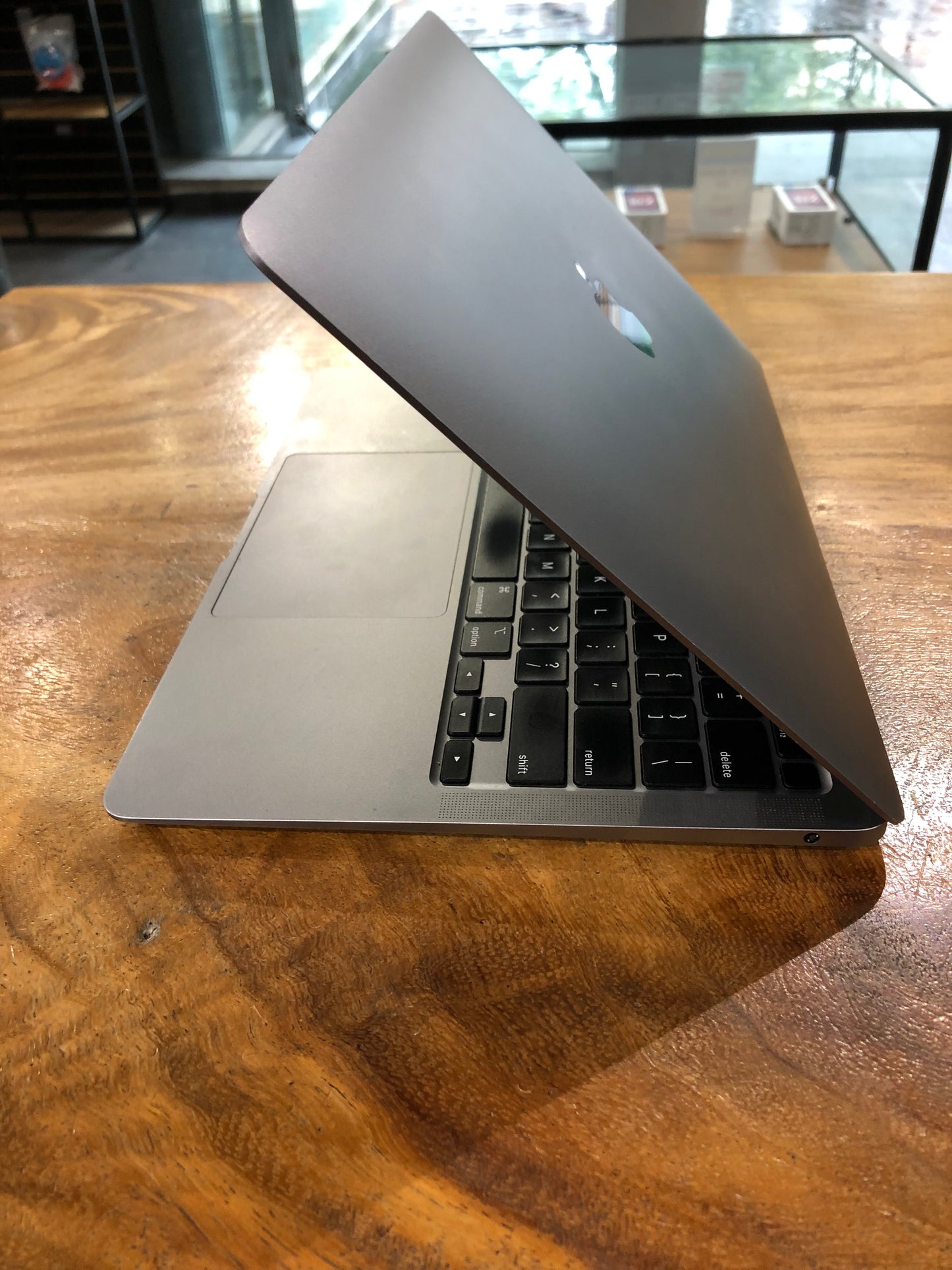 MacBook Air 13" 2020 (Producto único)