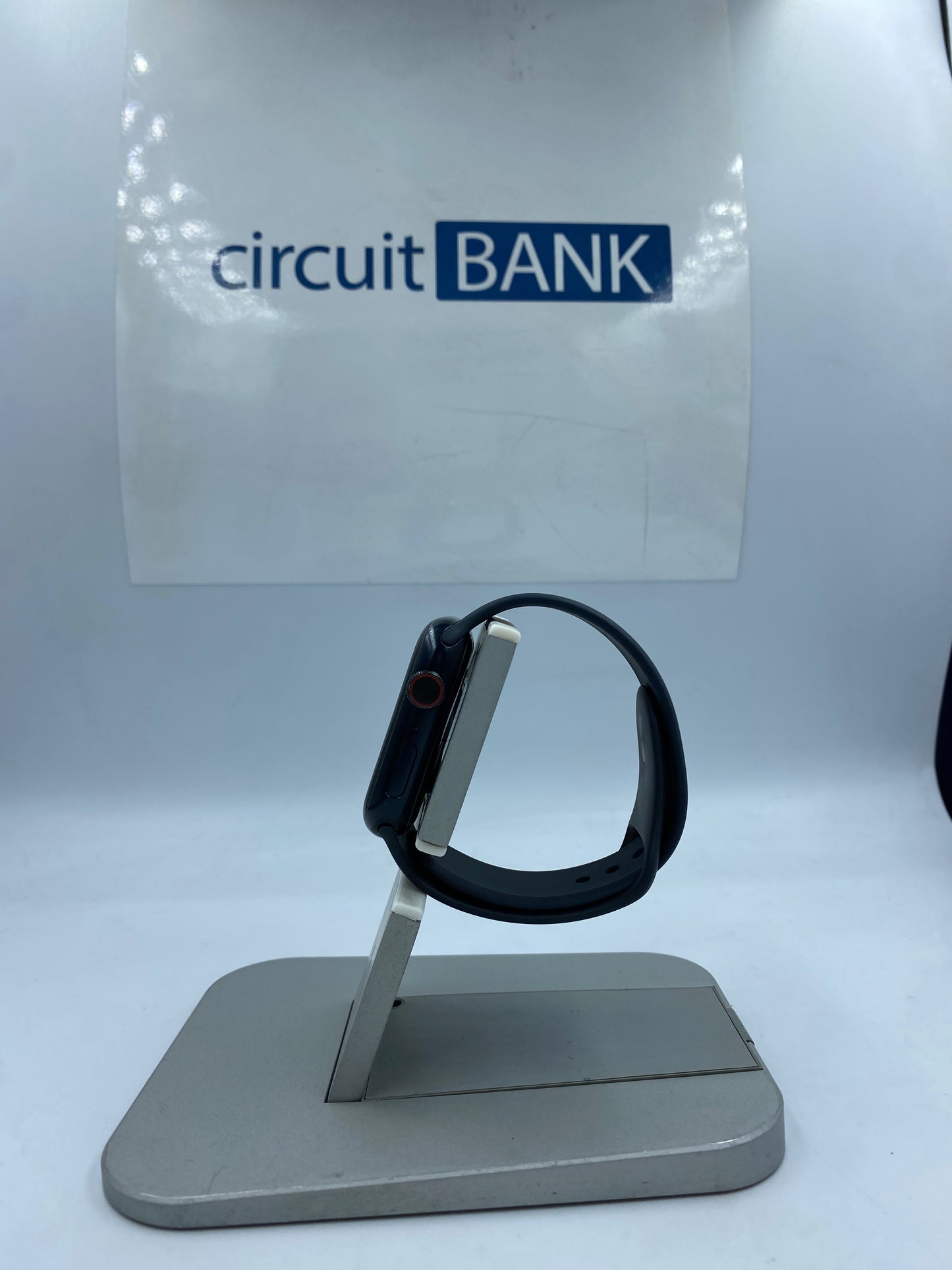 Apple Watch Series 7 45mm (Producto Único)