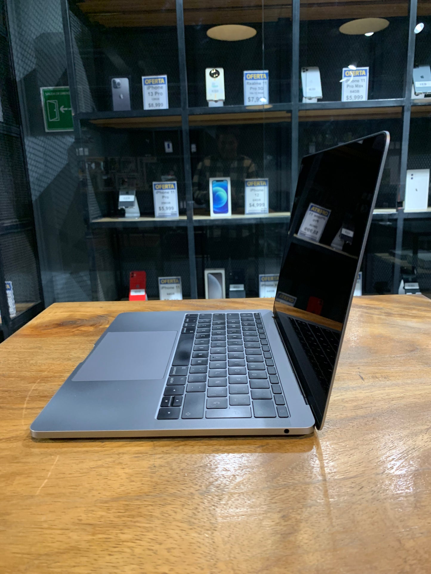 MacBook Pro 13" 2017 128GB (Producto Unico)