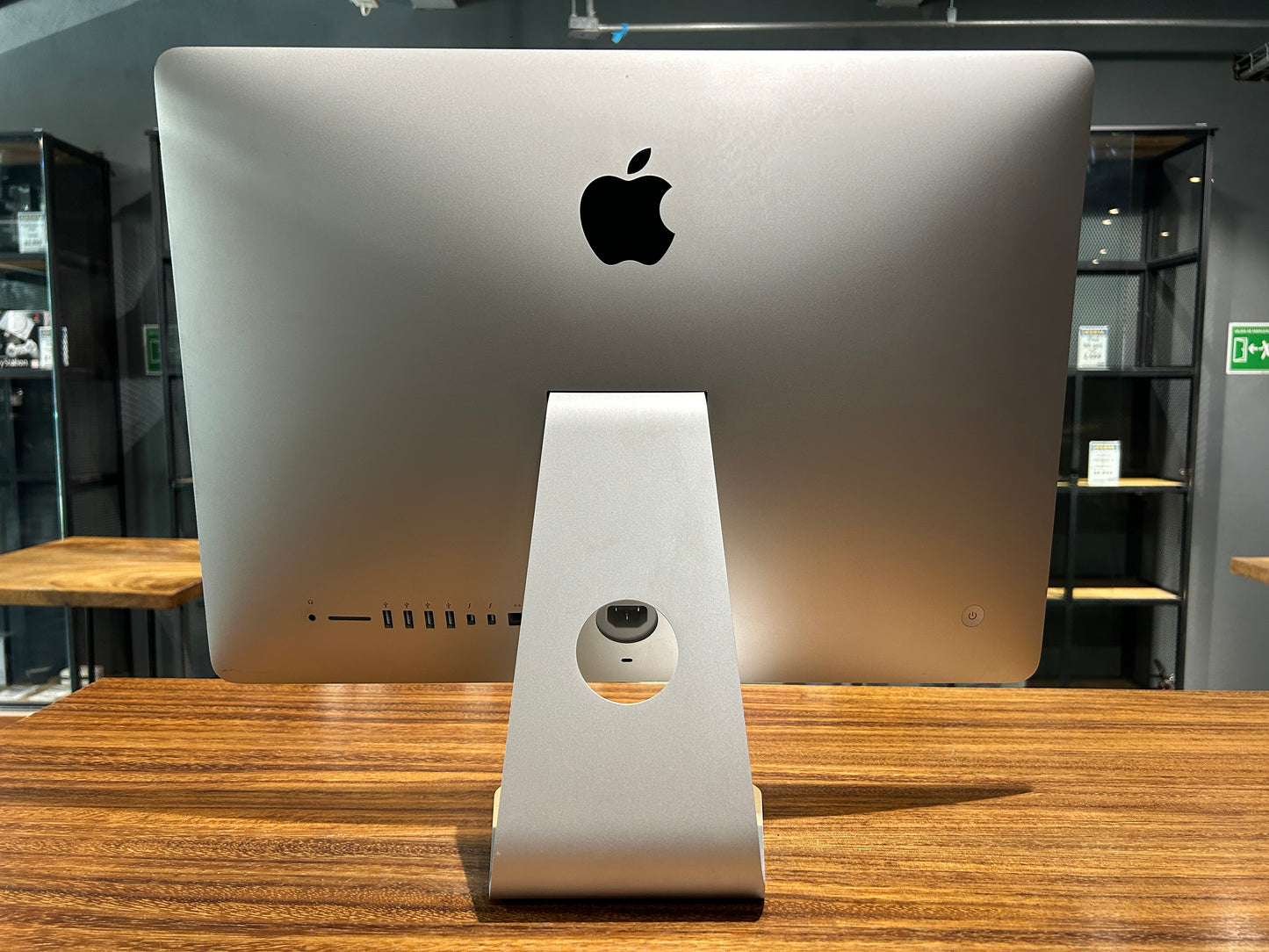 iMac 21" 2013 1TB HDD / 8GB RAM (Producto Único)