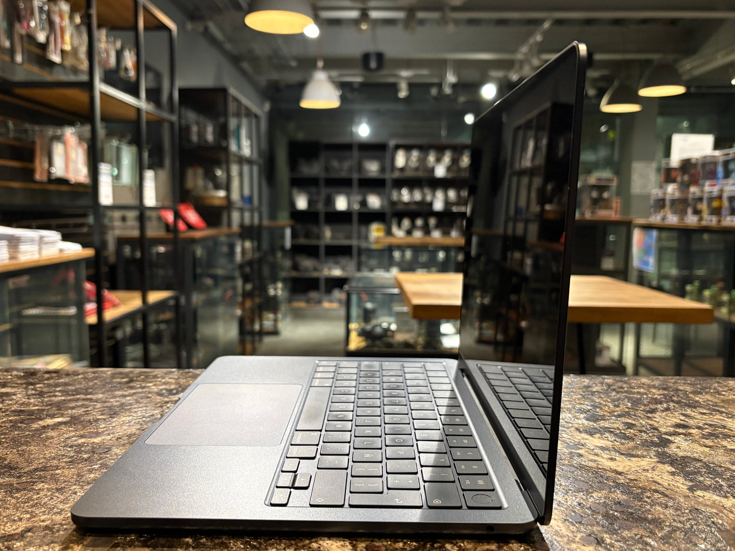 MacBook Air 13" 2022 M2 256GB / 8GB RAM