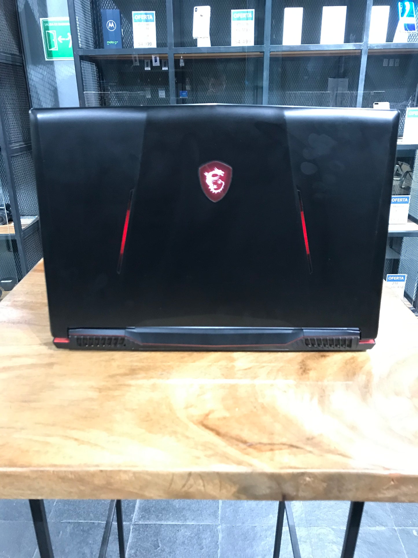 Laptop Gamer MSI Modelo GL038SDK 256GB (Producto Unico)