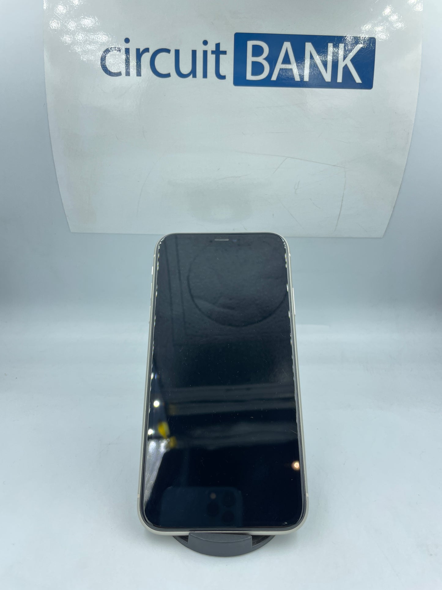 iPhone 11 64GB (Producto Único)