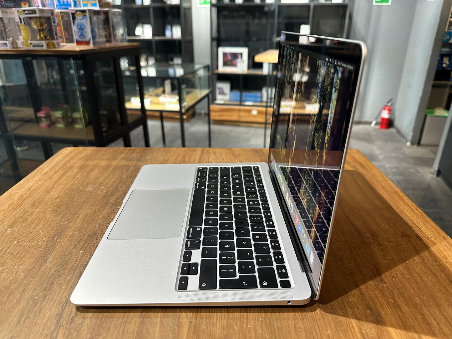 MacBook Air M1 2020 256GB / 8GB RAM (Producto Unico)