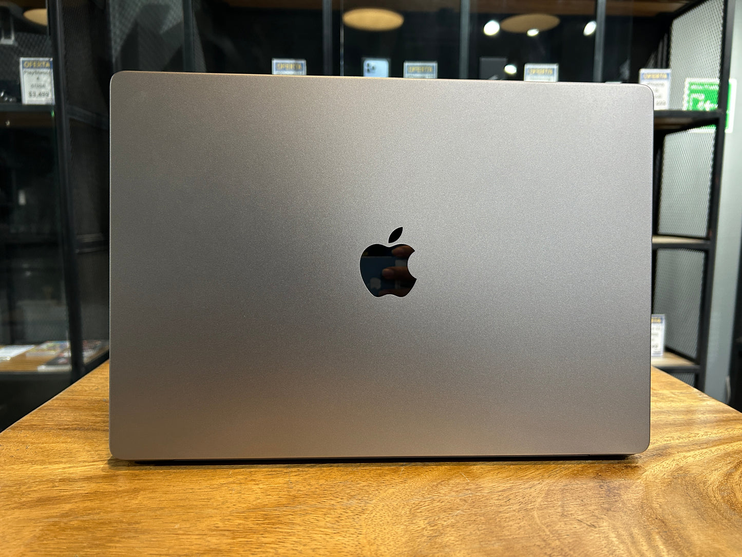 MacBook Pro 16" M2 Max (Producto único)