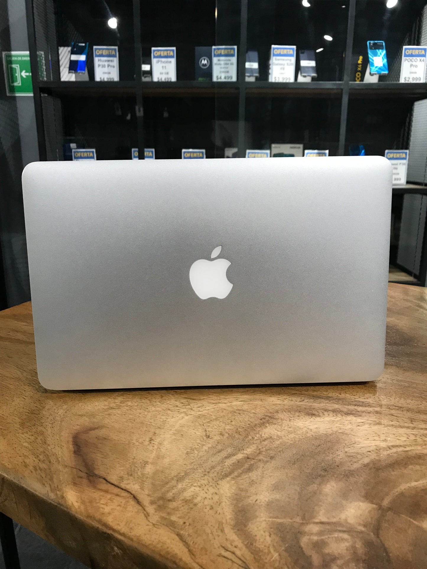 MacBook Air 11" 2014 Corei5 (Producto Unico)