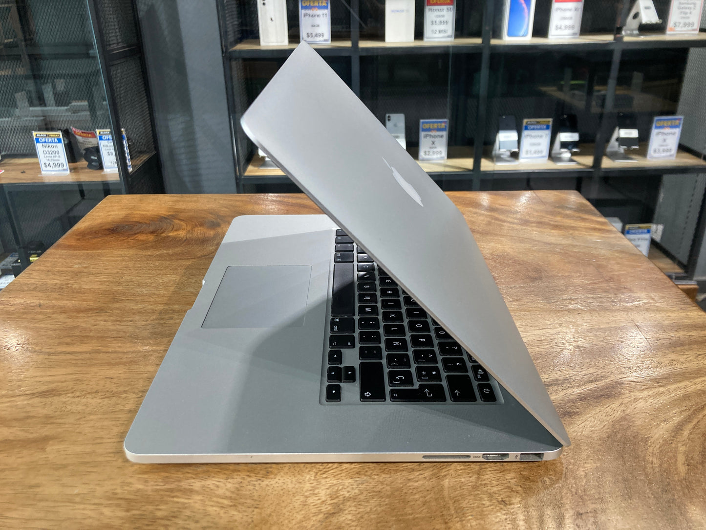 MacBook Pro 2015 15" (Producto Unico)