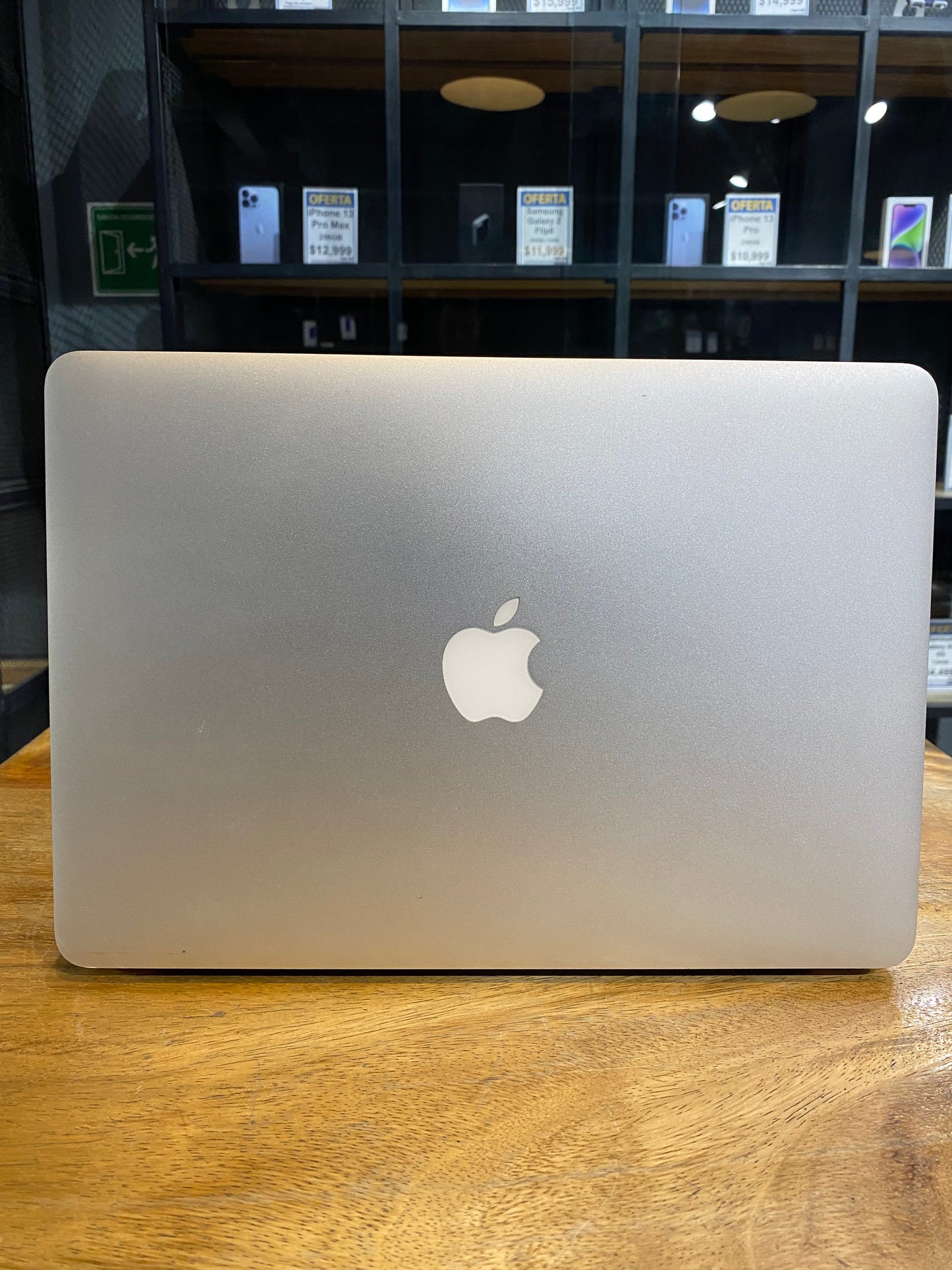 MacBook Air 13" 2017 (Producto Unico)