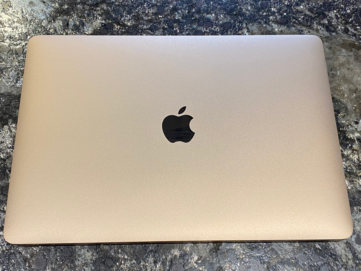 Macbook Air 13" 2020 M1 256GB / 8GB RAM