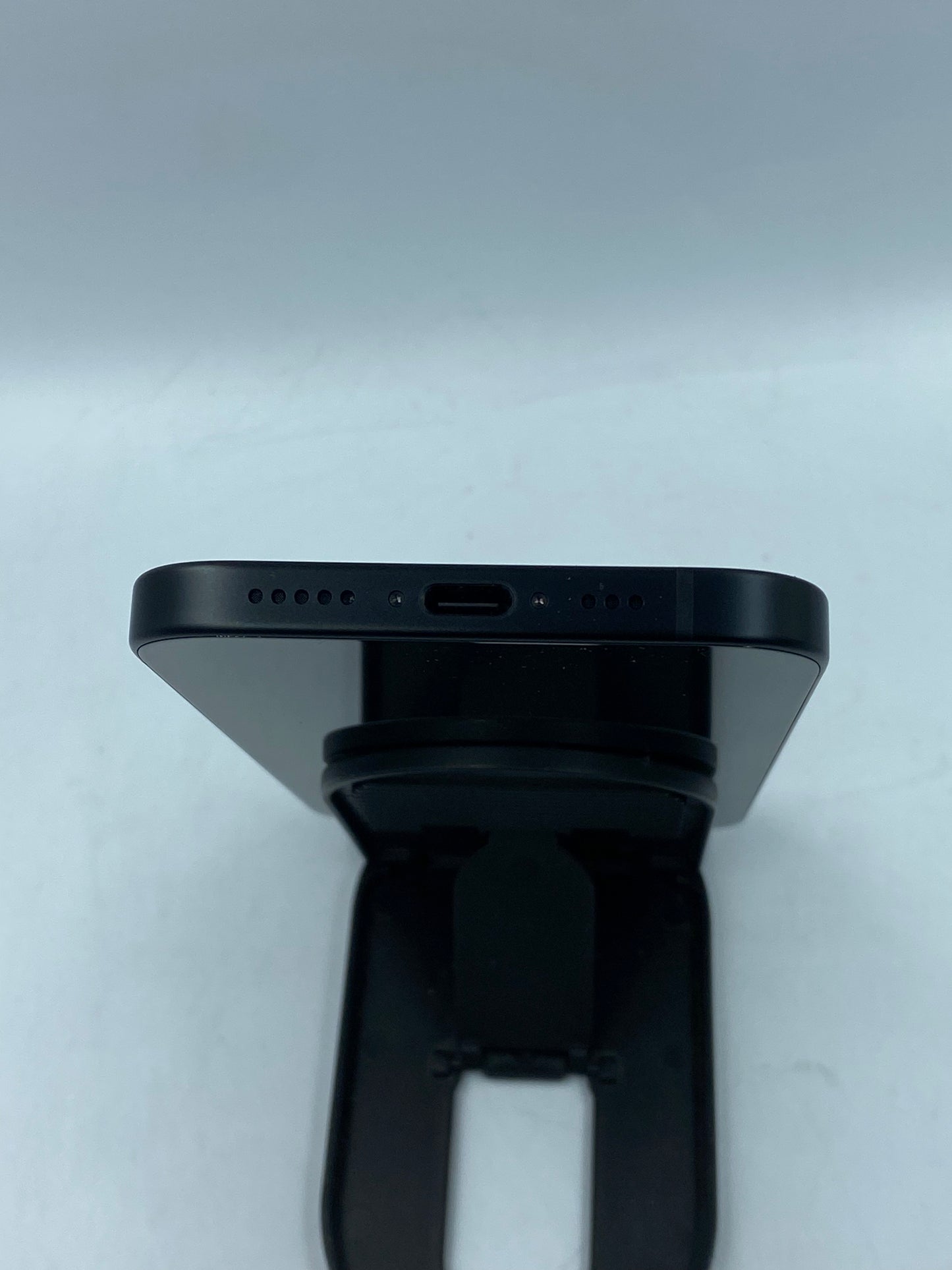 Apple iPhone 15