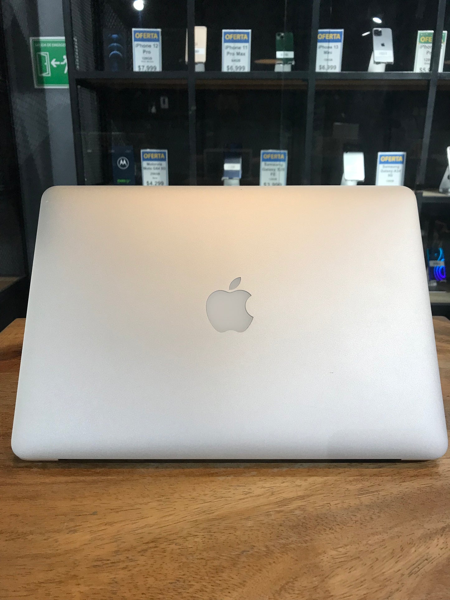 MacBook Air 13" 2017 (Producto Unico)