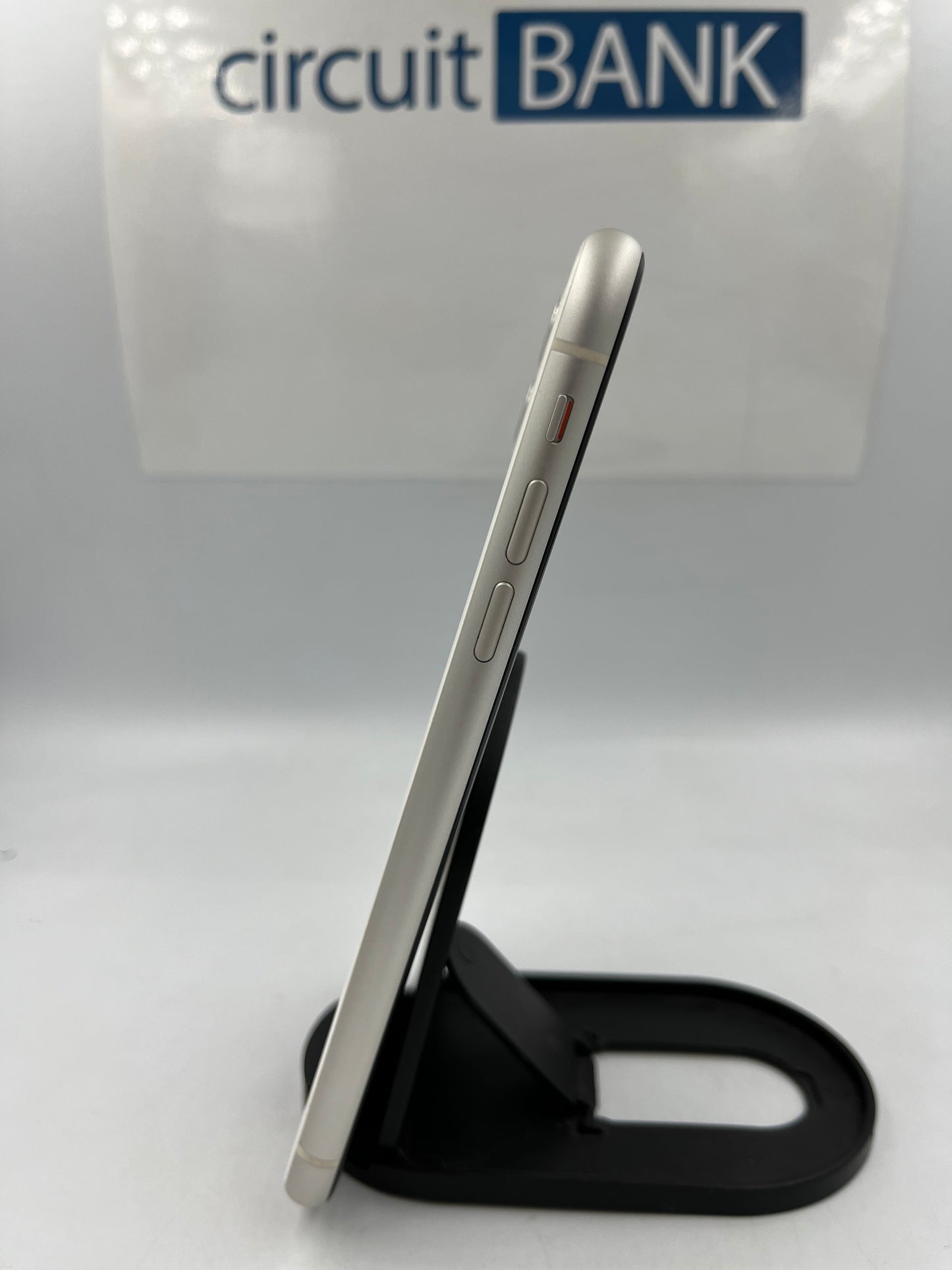 iPhone 11 64GB