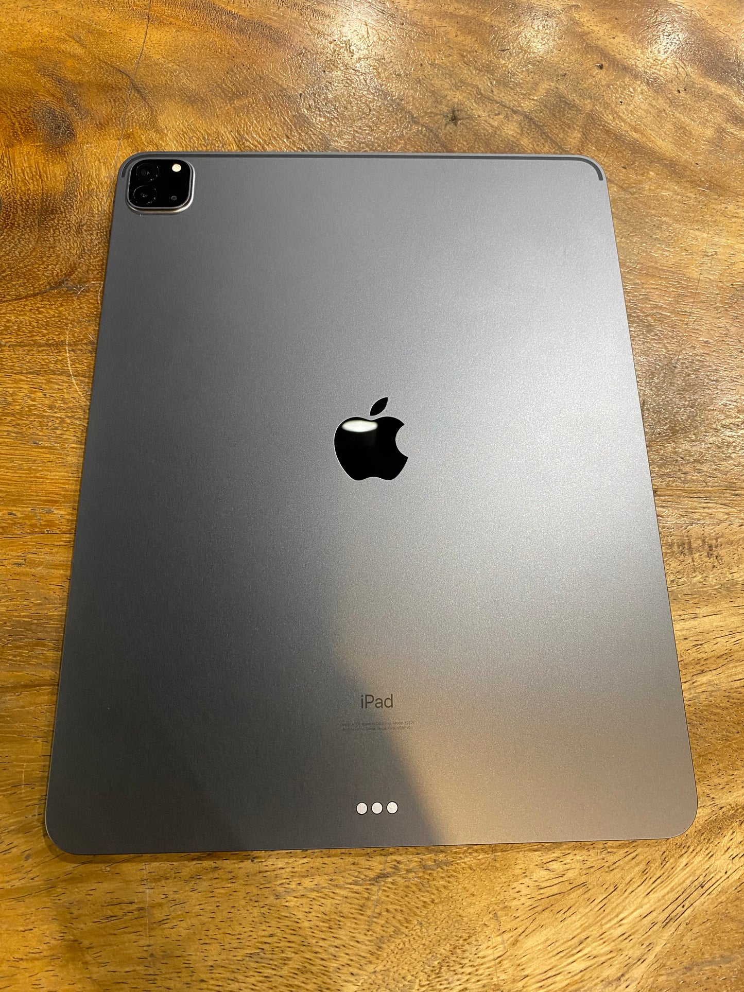 iPad Pro 12.9" 4th Gen WiFi 128GB (Producto Unico)