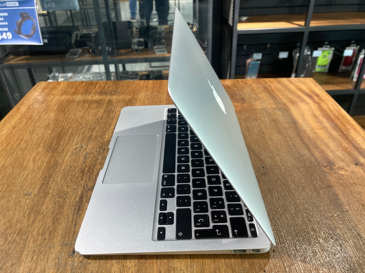 MacBook Air 11" 2014 (Producto Único)