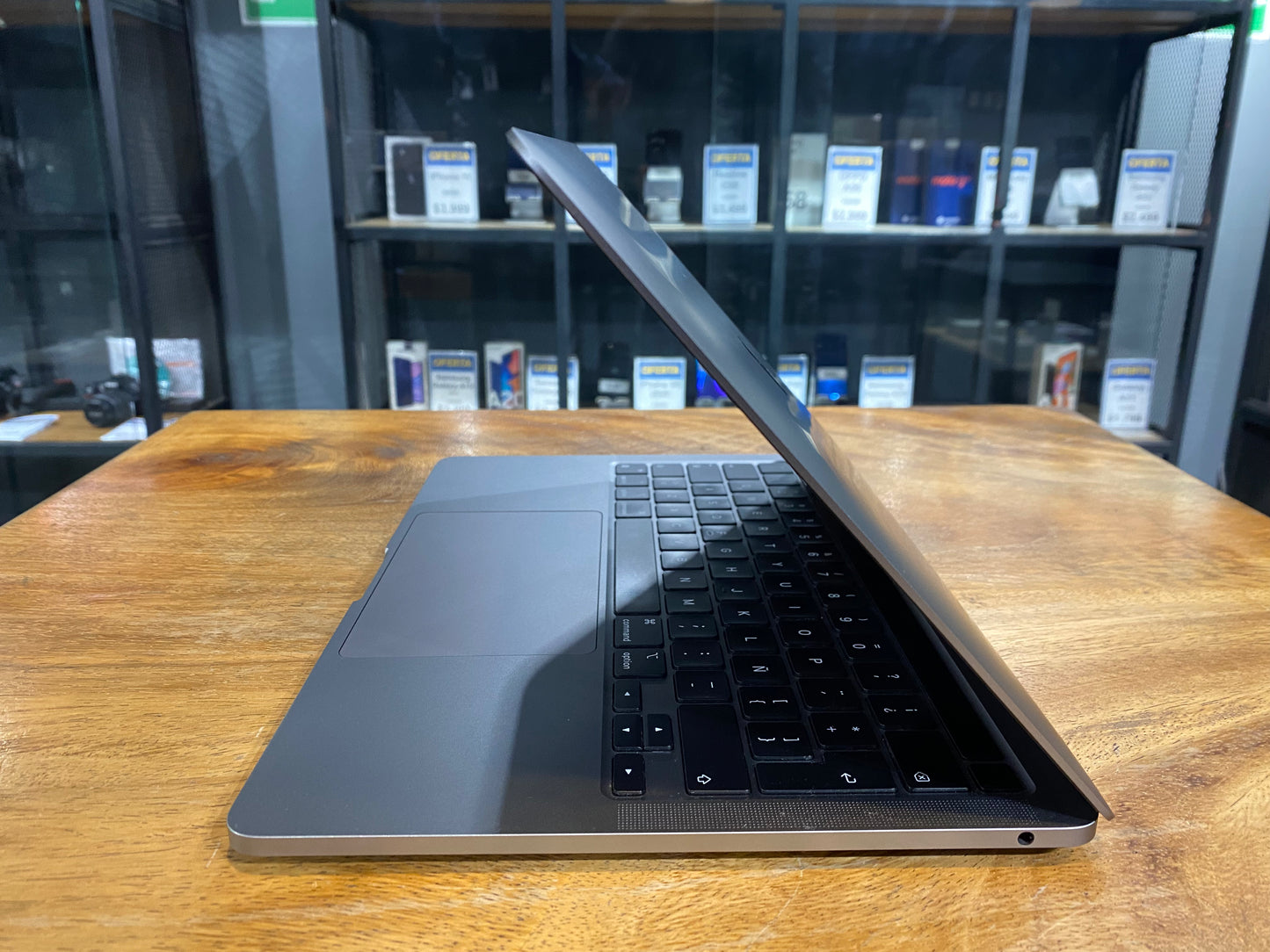 MacBook Pro 13" 2020 Touchbar (Producto Único)