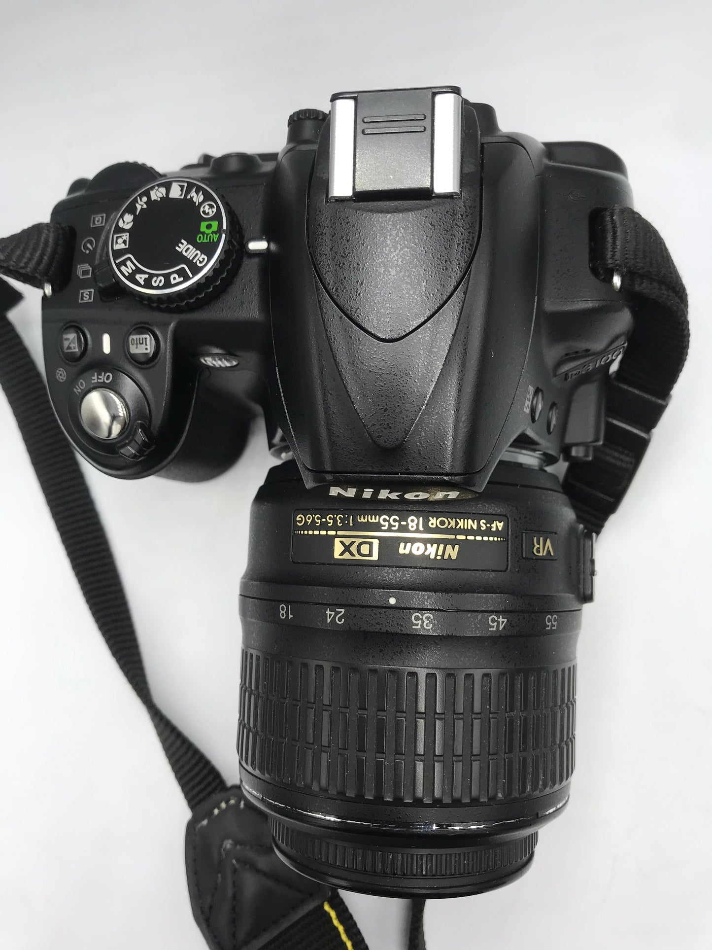 Camara Nikon D3100 (Producto Único)