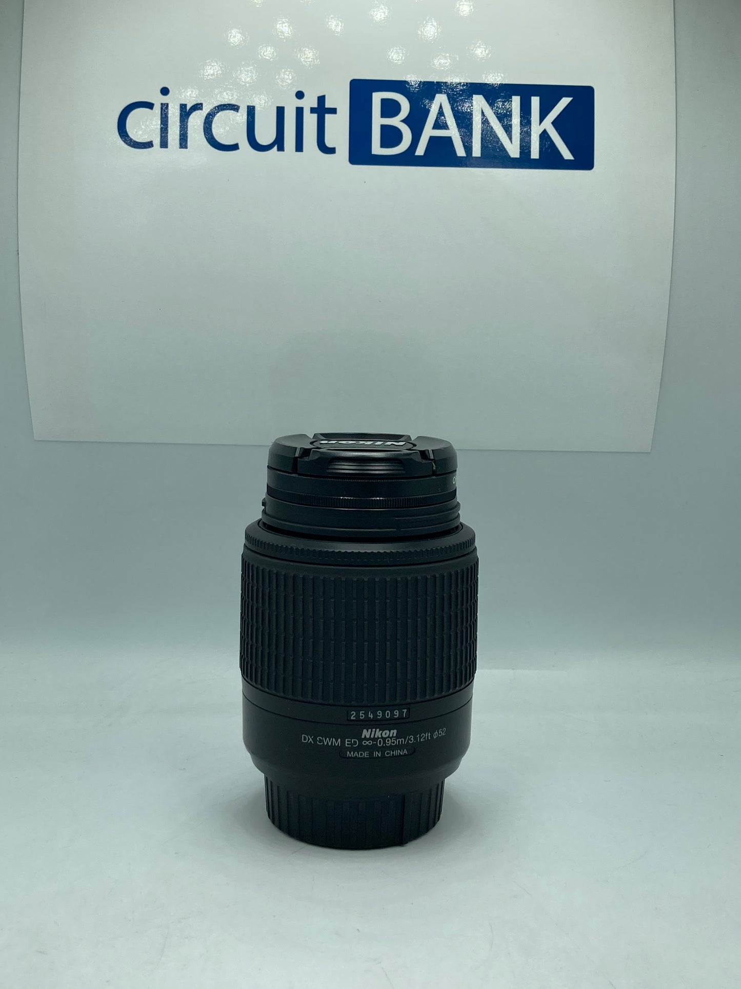 Lente Nikon 55-200mm 1:4-5.6G ED (Producto Único)