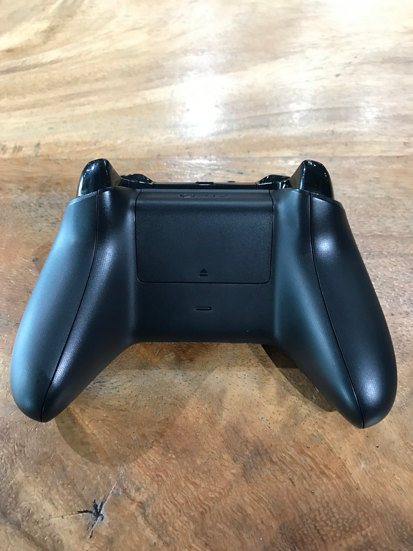 Xbox One X 1TB (Producto Unico)