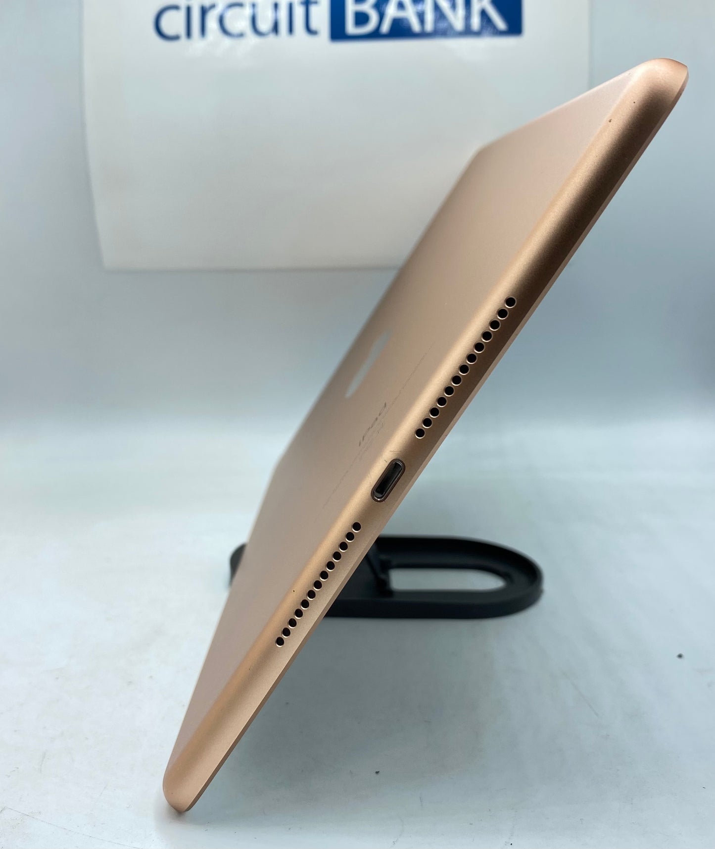 iPad 6 WiFi 128GB (Producto Unico)