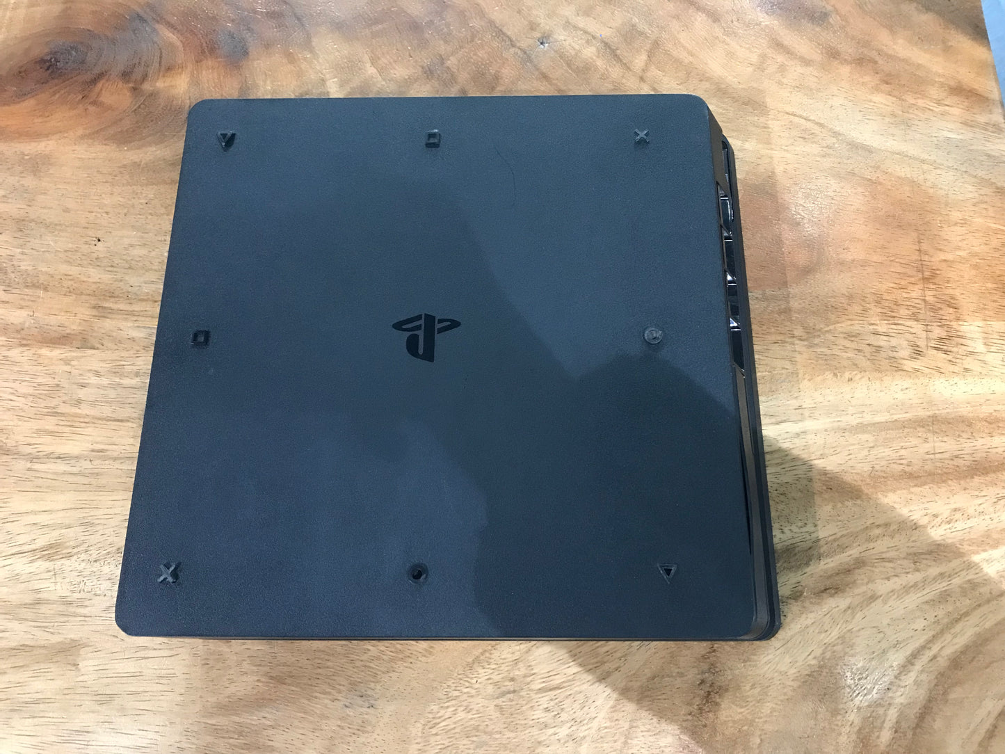 PlayStation 4 Slim 1TB (Producto Unico)