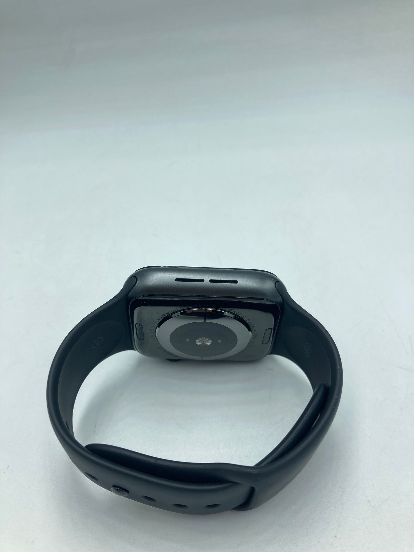 Apple Watch Series 5 44mm (Producto Único)