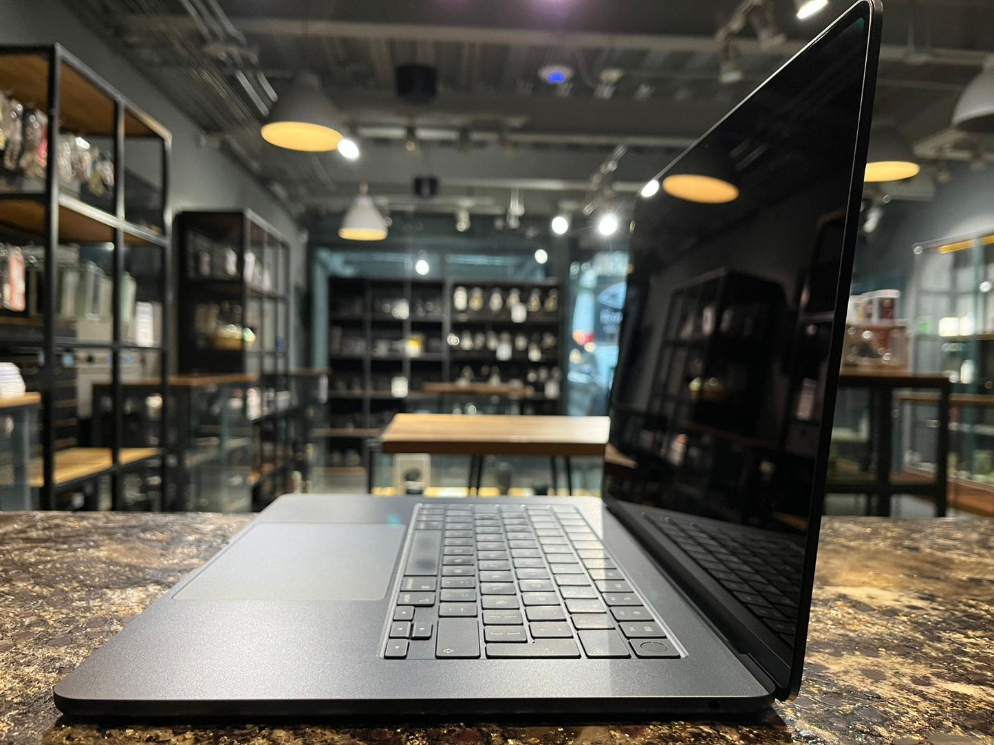 Apple MacBook Air 15" M4 2025 256GB / 16GB RAM
