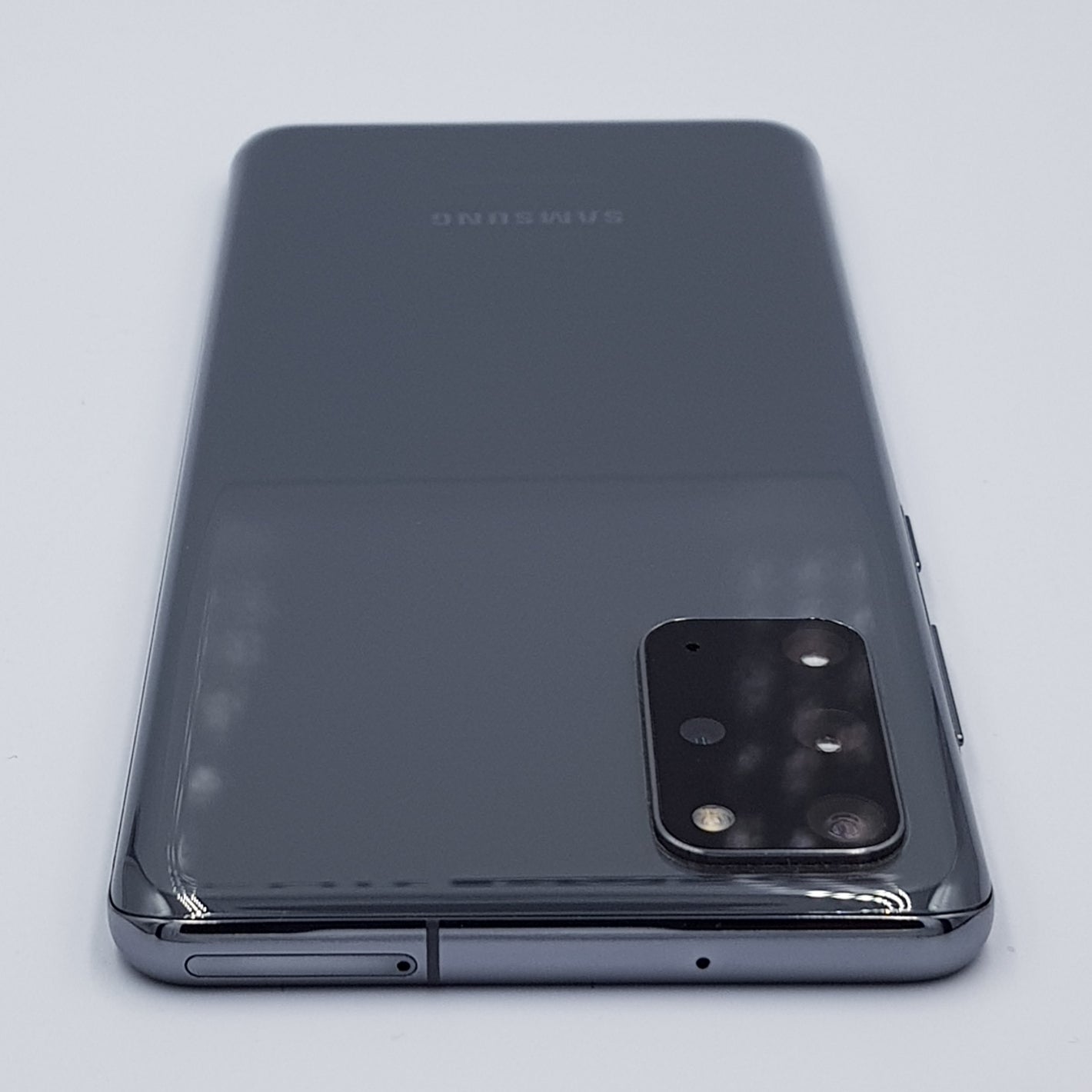 Samsung Galaxy S20+ 128GB (Producto Único)