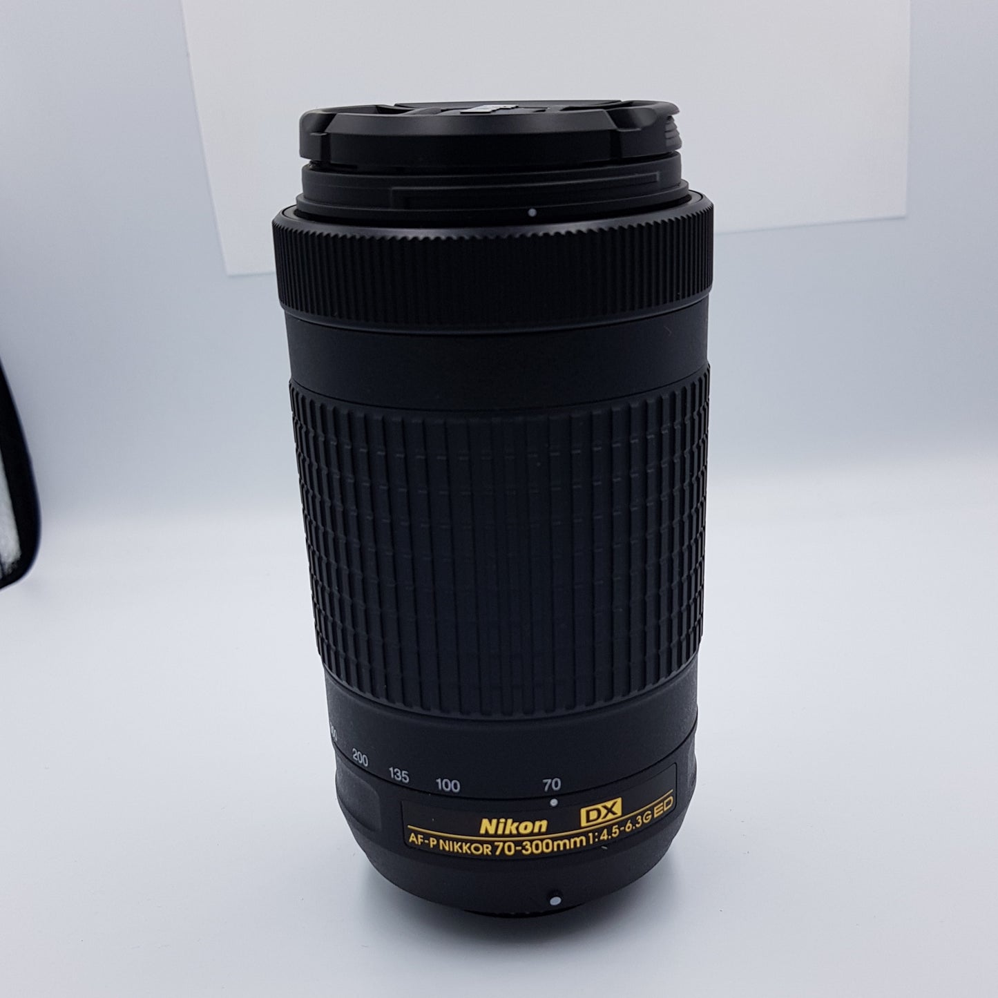 Nikon D3500+18-55mm (Producto ùnico)