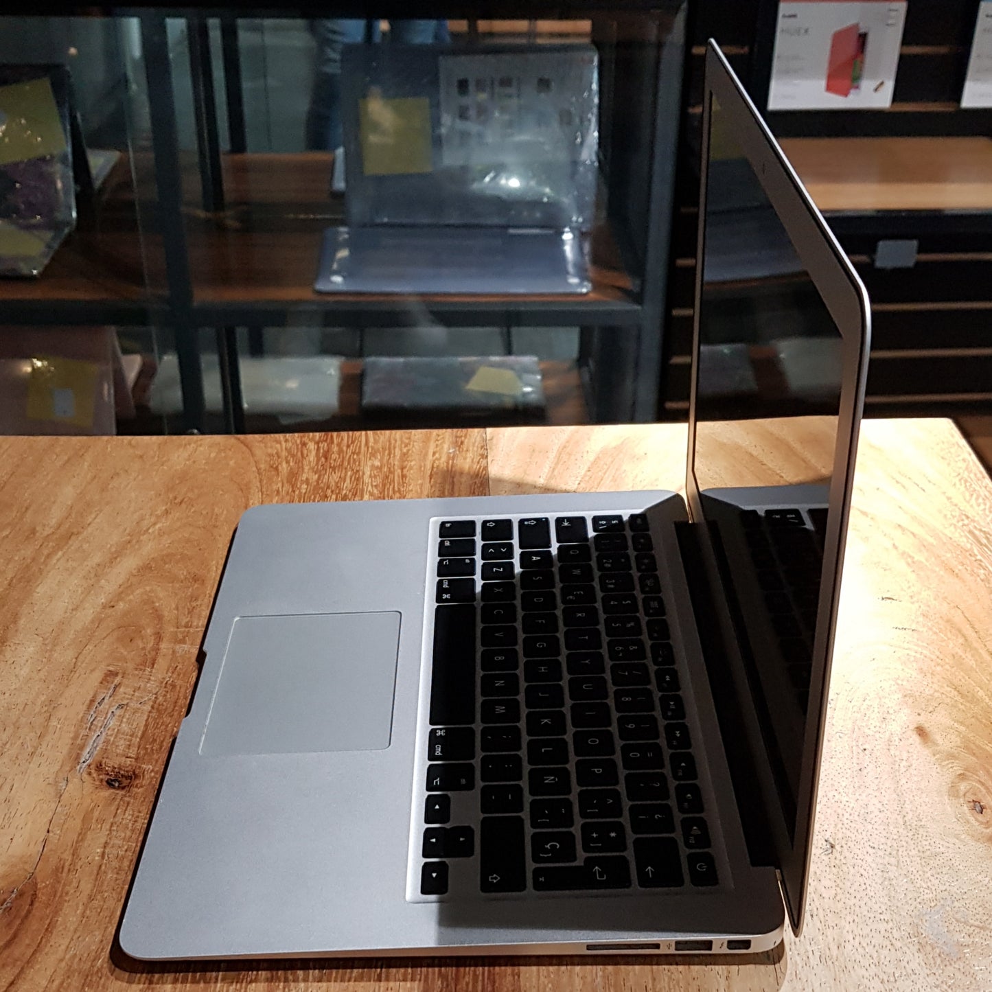Macbook Air "13" 2017 (Producto Unico)
