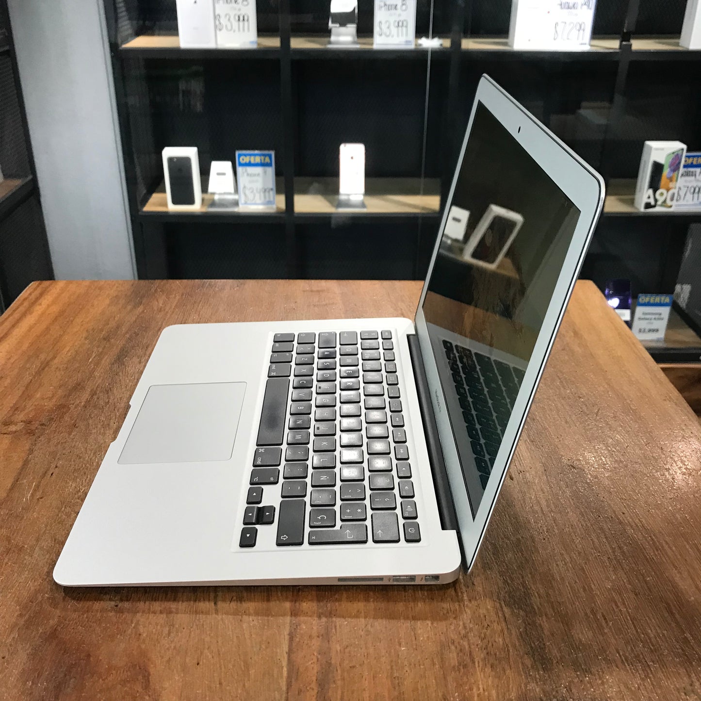 MacBook Air "13" 2015 (Producto Único)