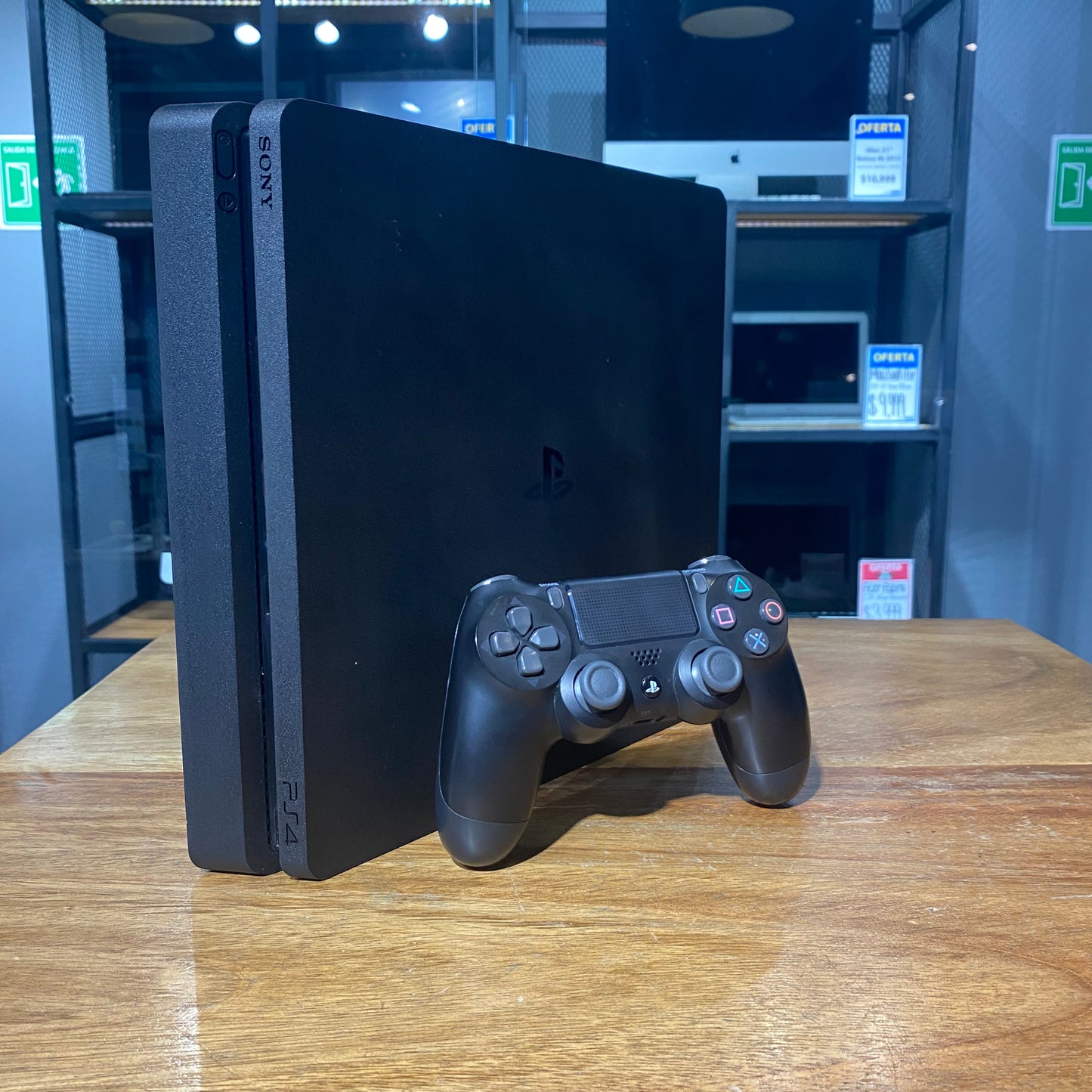 Playstation 4 Slim 1TB (Producto Único)