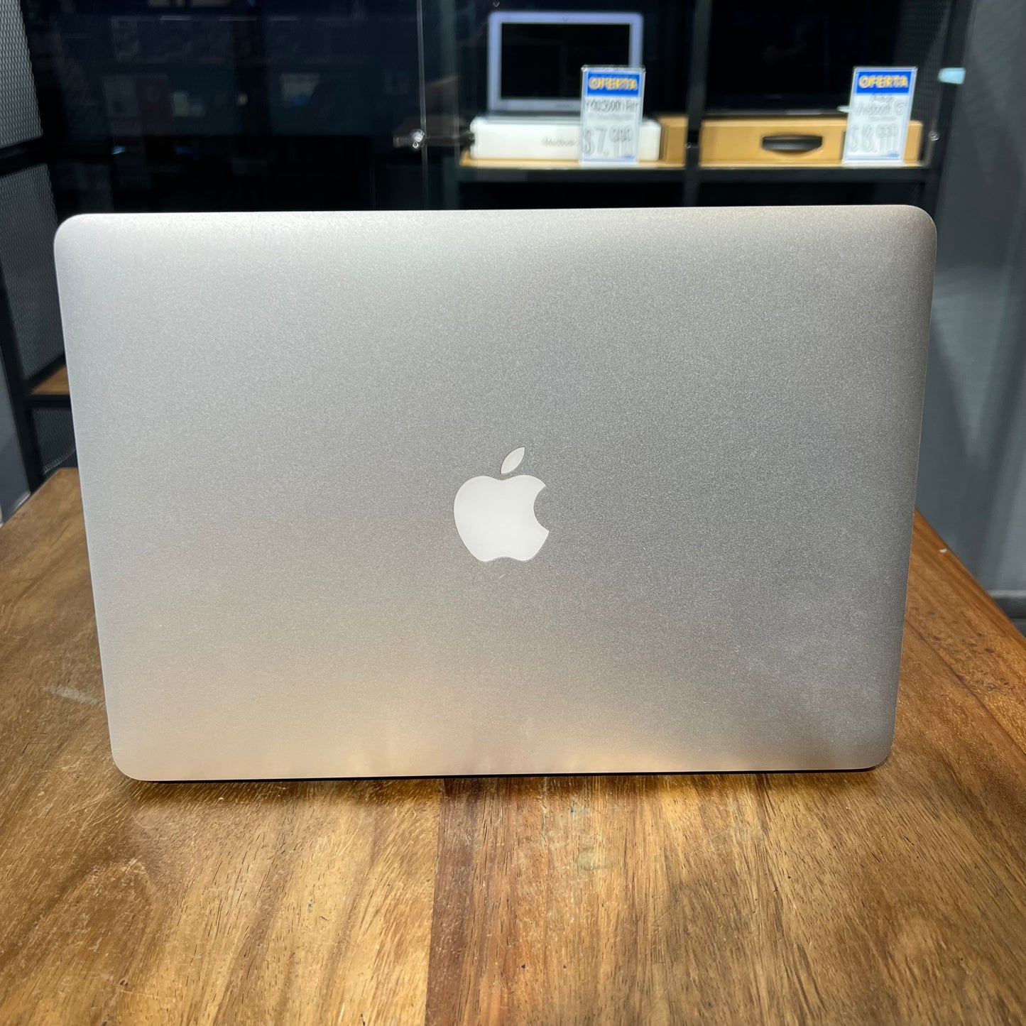 Macbook Air 13" 2015 (Producto Ùnico)