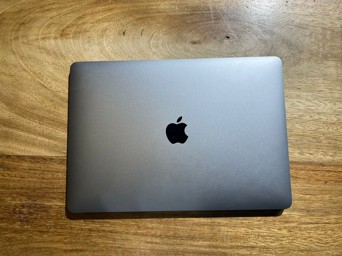 Macbook Air 13" M1 256GB (Producto Unico)