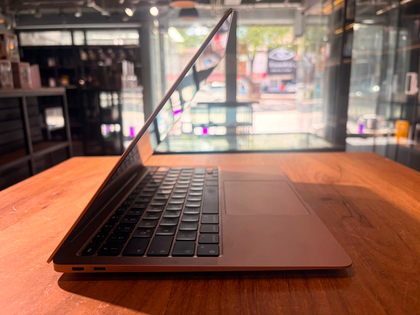Macbook Air 2020 M1
