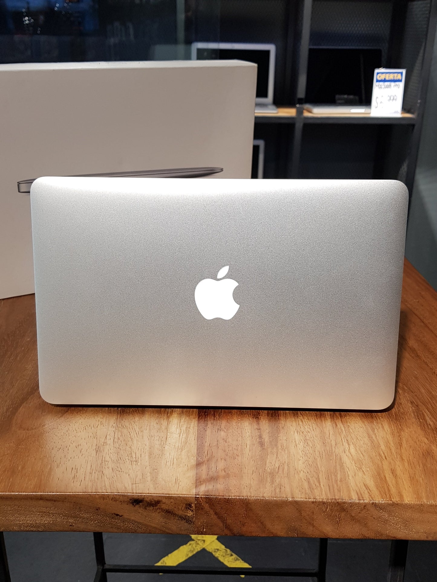 Macbook Air 11¨ 2015  (Producto Unico)
