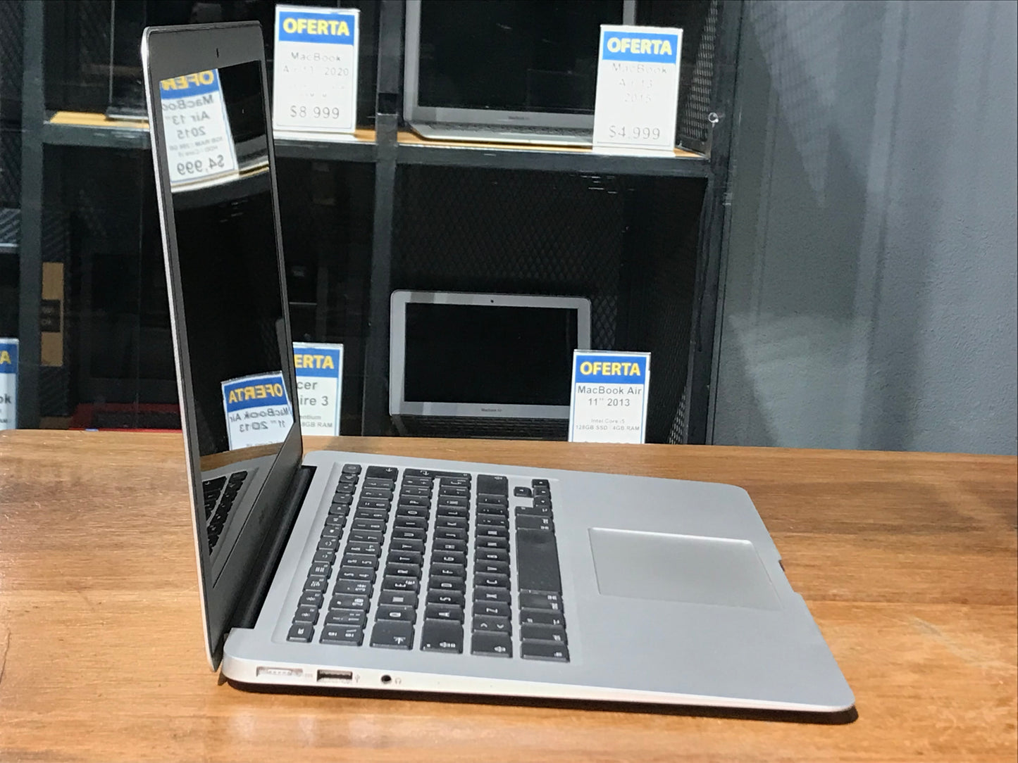 MacBook Air 13" 2014 (Producto Unico)