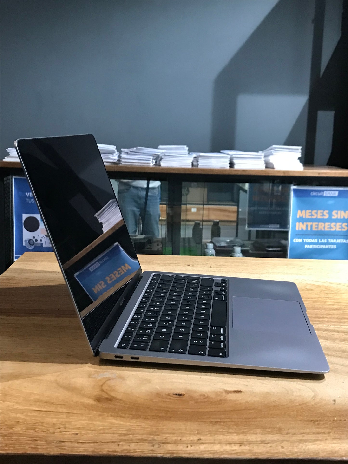 MacBook Air 13" 2020 (Producto Unico)