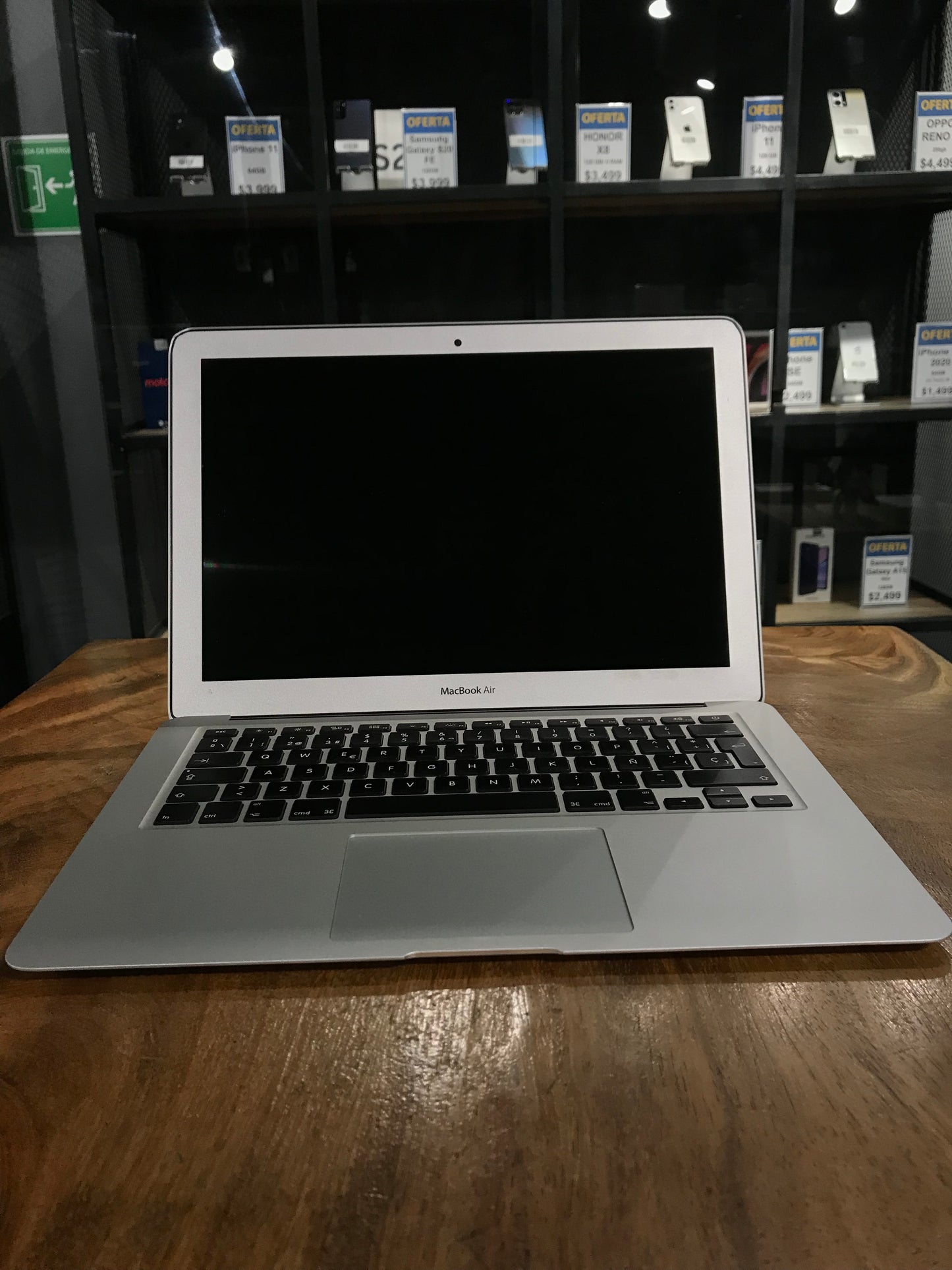 MacBook Air 13" 2015 8GB RAM/256 GB (Producto Unico)