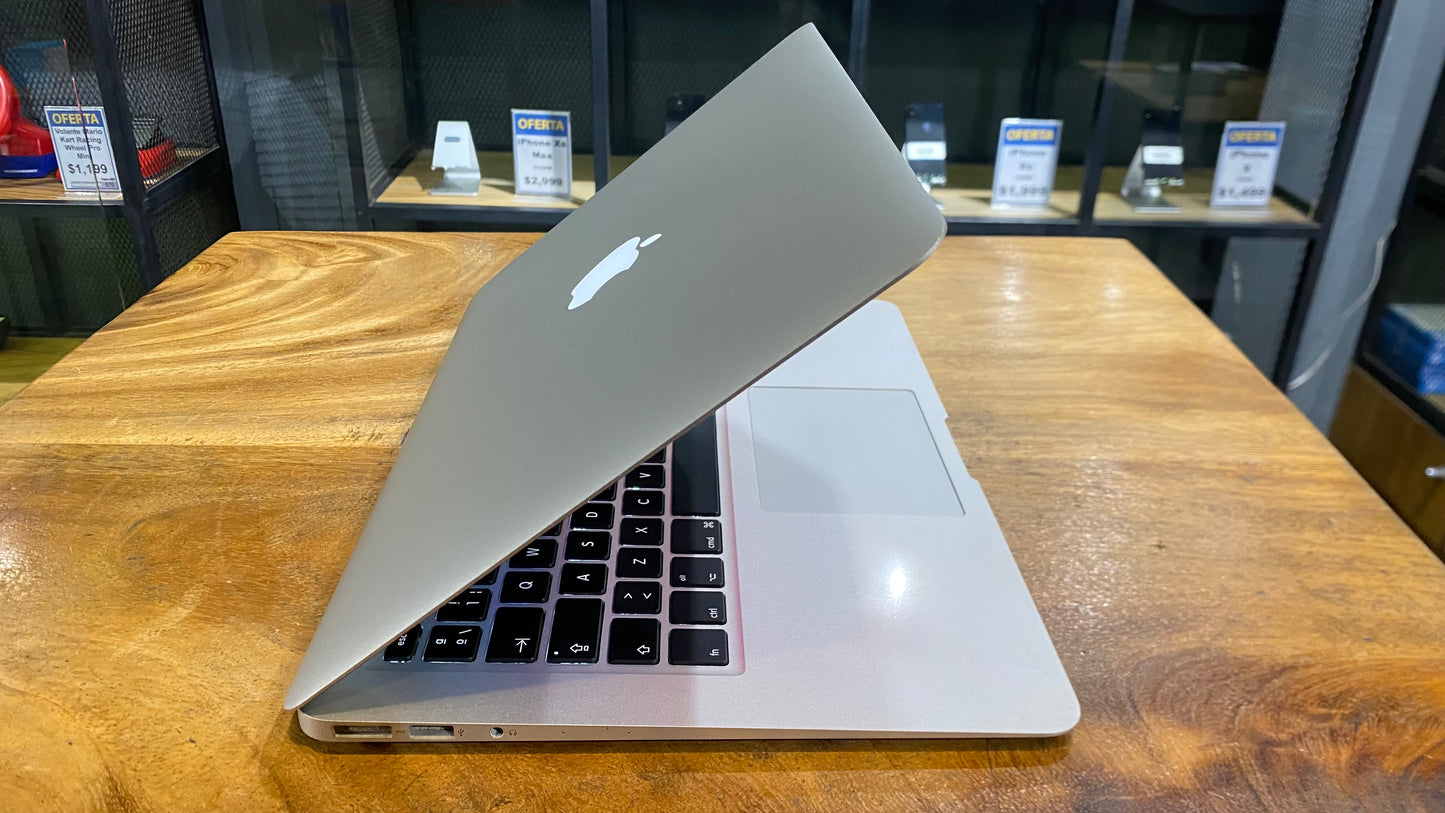 MacBook Air 13" 2013 128GB / 4GB RAM