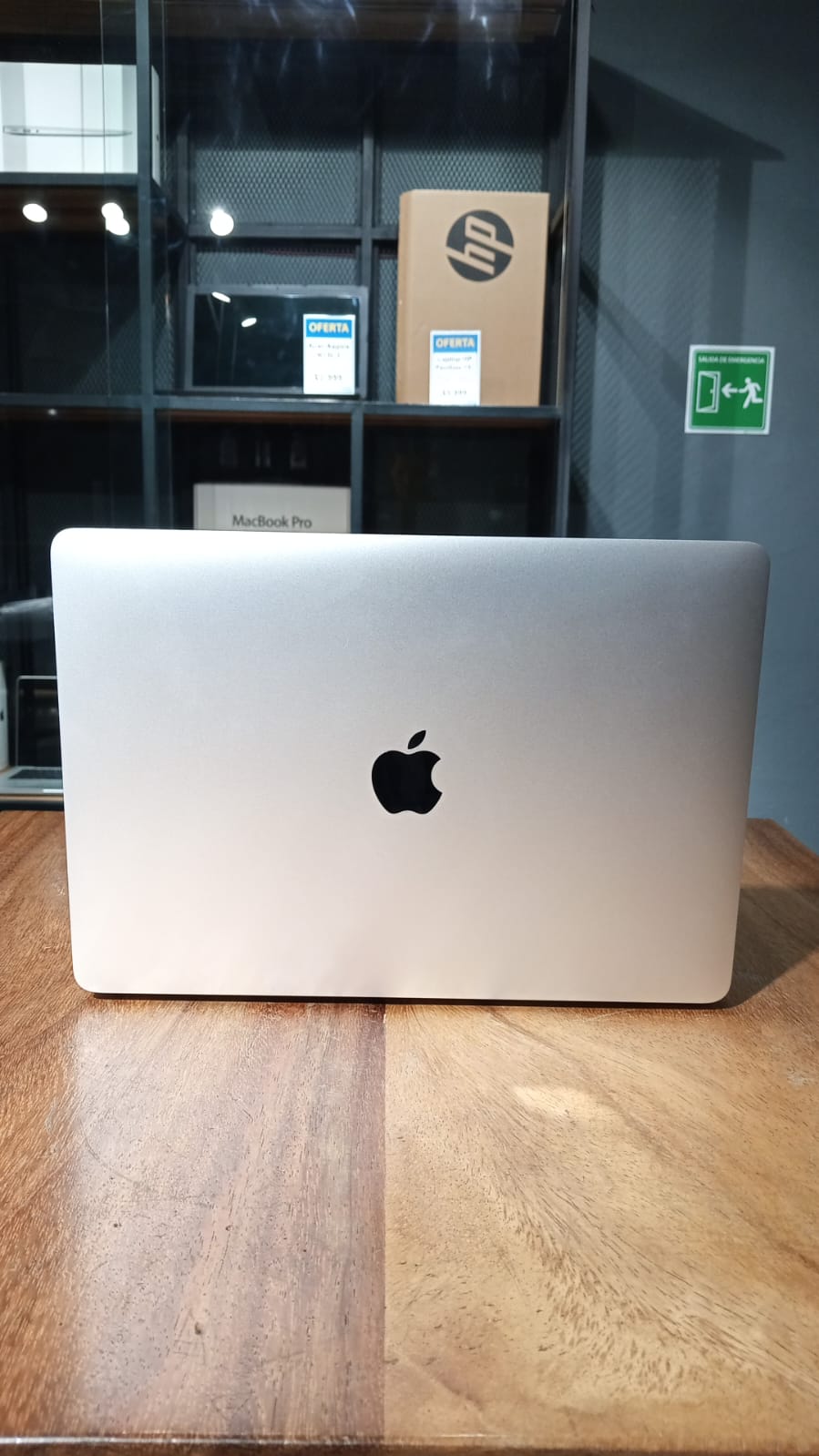 MacBook Pro 13" M1 2020 (Producto Unico)