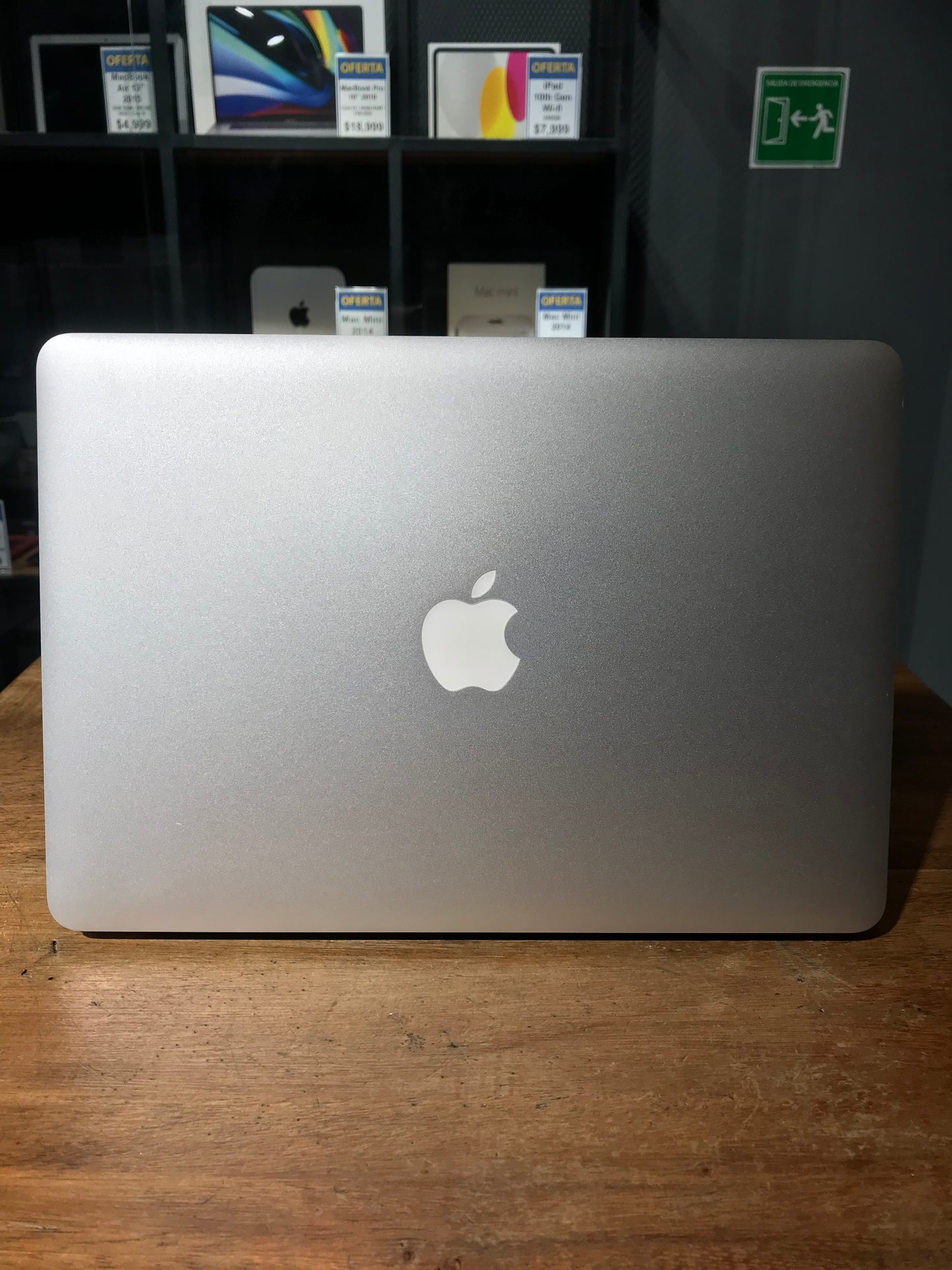 MacBook Air 13" 2017 (Producto Unico)