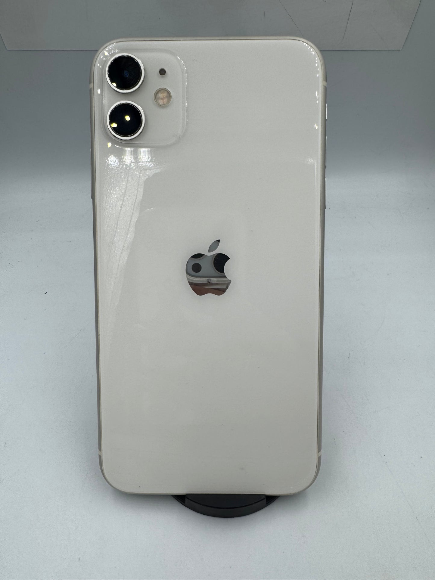 iPhone 11 64GB