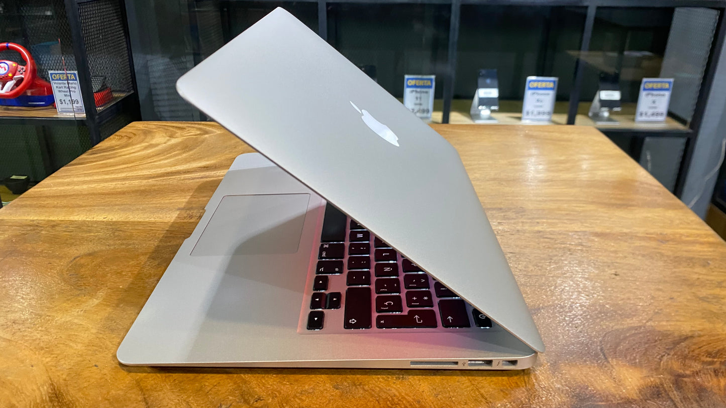 MacBook Air 13" 2013 128GB / 4GB RAM