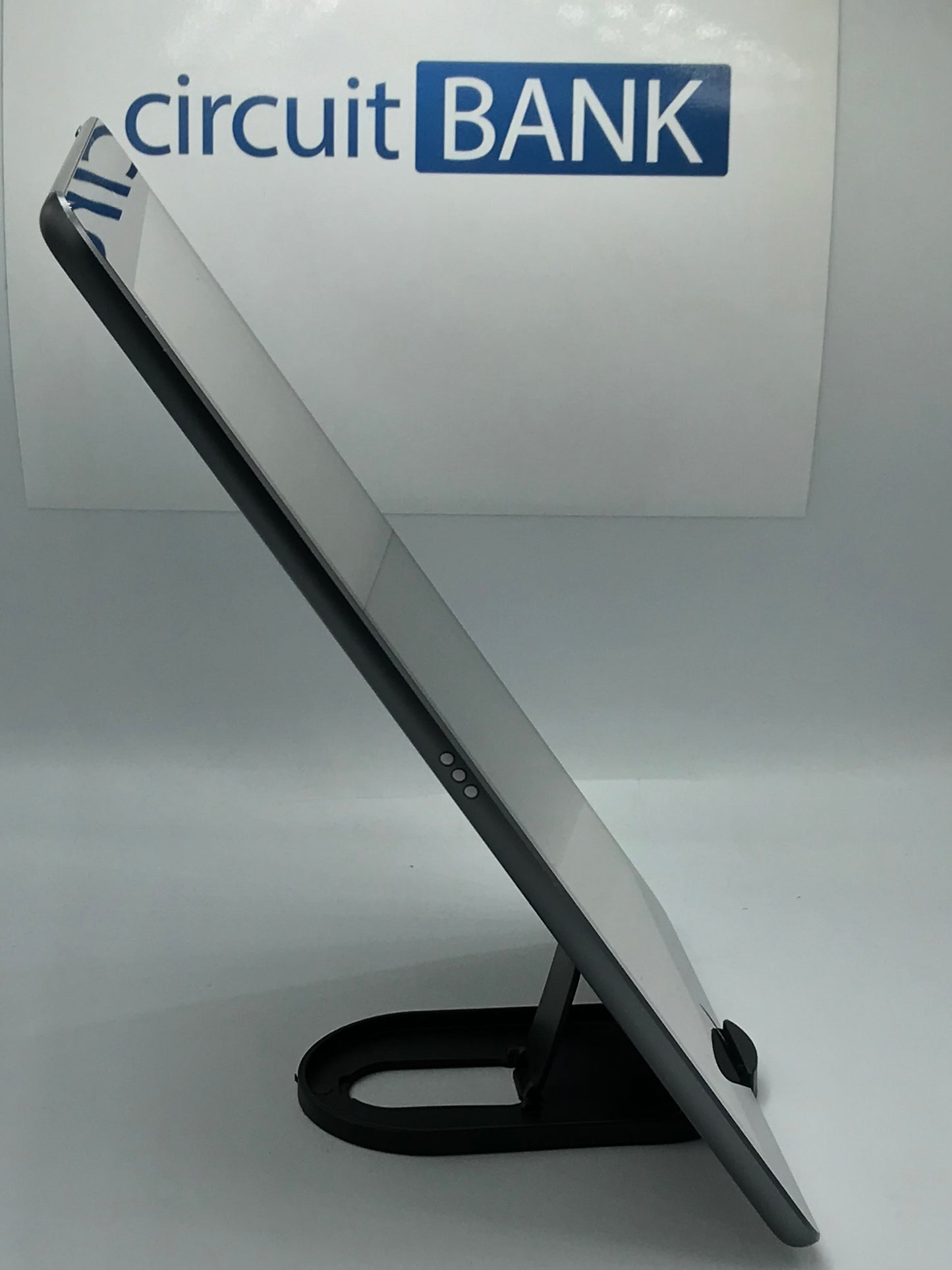 iPad 9 Gen 64GB (Producto Unico)